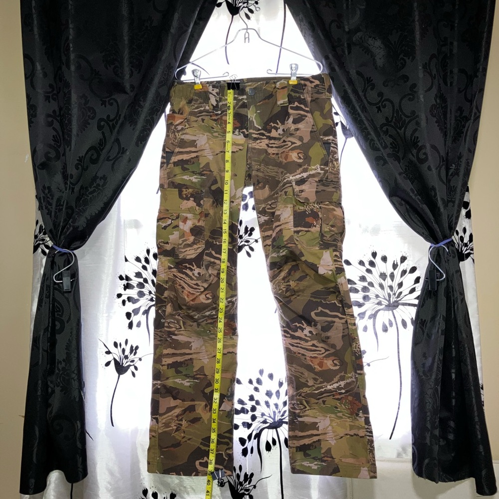Under Armour Women's Camouflage Cargo Pants